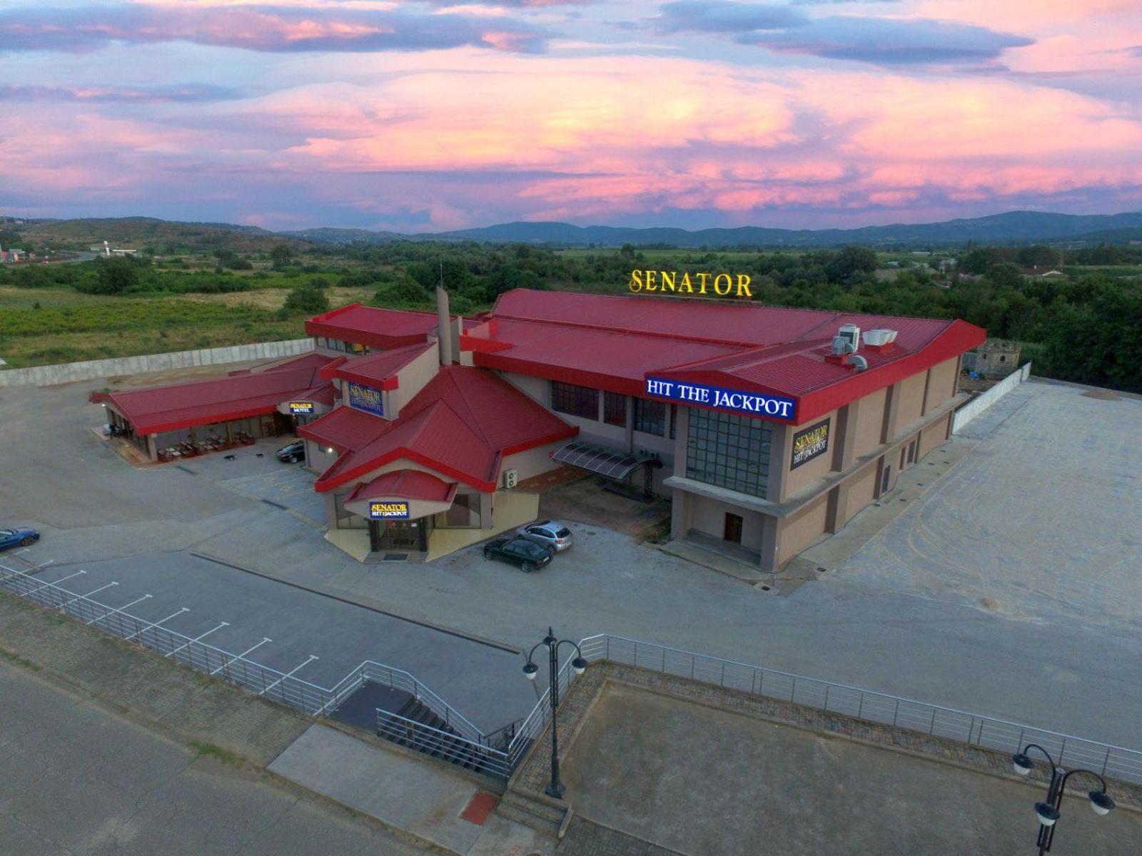 Casino Motel Senator Gevgelija Ngoại thất bức ảnh